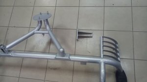 Кронштейн запасного колеса на Ниву