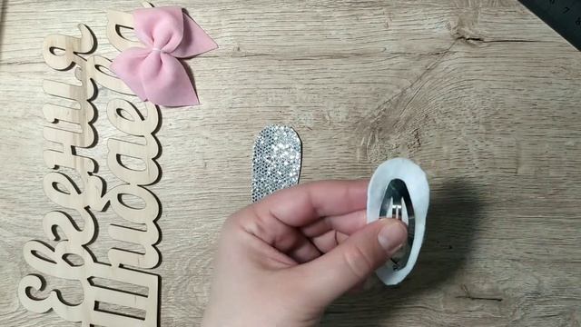 всего один отрезок! и такая красота получается ???? МК бантик из замши без шаблона DIY смотреть онлайн