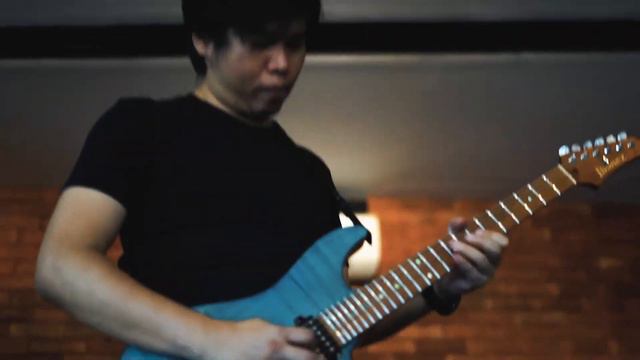 COSMOS | IBANEZ Prestige AZ MM1 - VOX AC30 AMP - TS9 - DECCA Delay смотреть онлайн