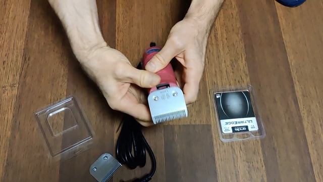 Ставим лезвие Andis на машинку BAORUN-122