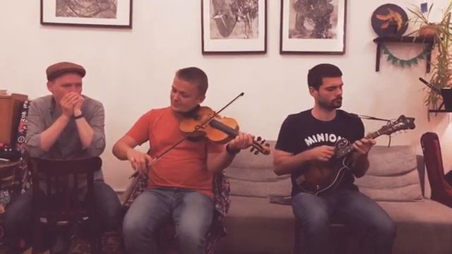 Red Brick Boys - Silo смотреть онлайн