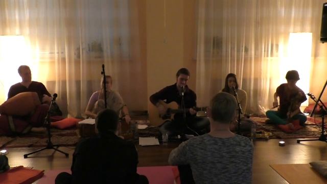 Кали-Дурга. Киртаны. Мантры. Бхакти Марга. Дмитрий Альвар и друзья смотреть онлайн