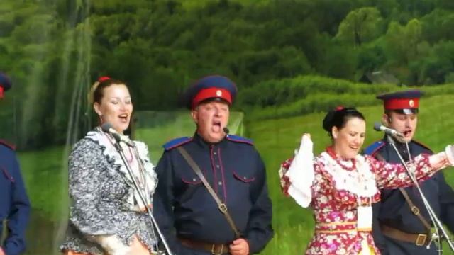 Под старым Дубом. Казаки зажигают. Фантом смотреть онлайн
