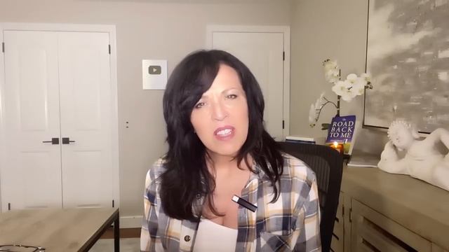 SUCCESSFUL MEN & WOMEN; NARCISSISTS WANTS YOU IN THEIR LIVES Because You Stick With Problems Longer