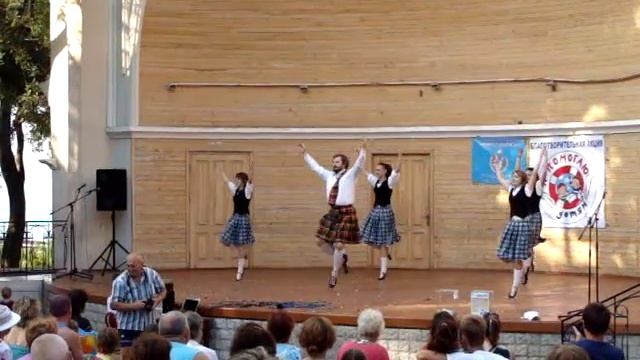 Шотландский танец смотреть онлайн