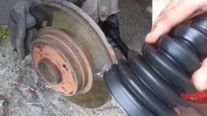 Замена пыльника наружной гранаты левого привода Логан, Сандеро, Ларгус.