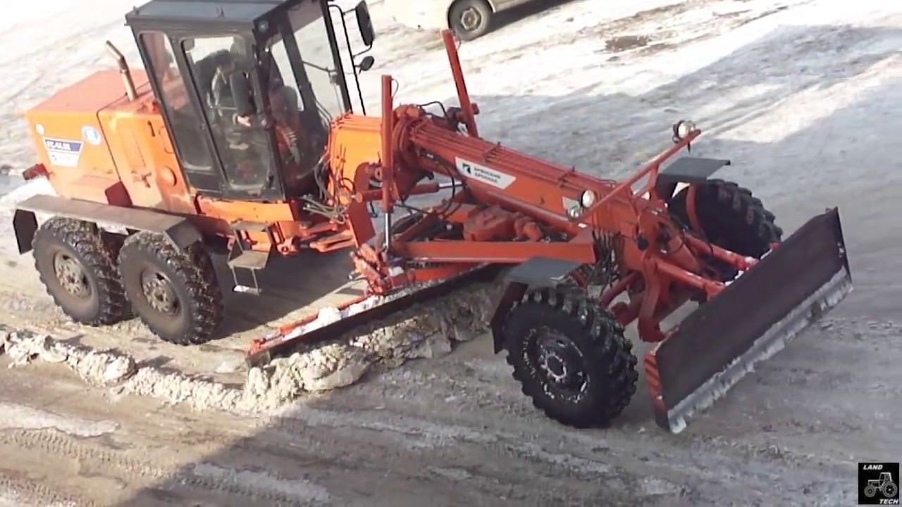 Работа грейдера ГС-14.02