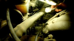 Как подтянуть ремень генератора Mazda Familia