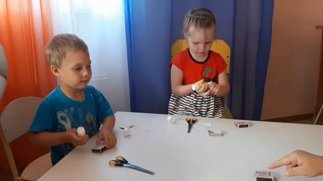 Развивашка-развлекашка «Изучаем цвета».mp4 смотреть онлайн