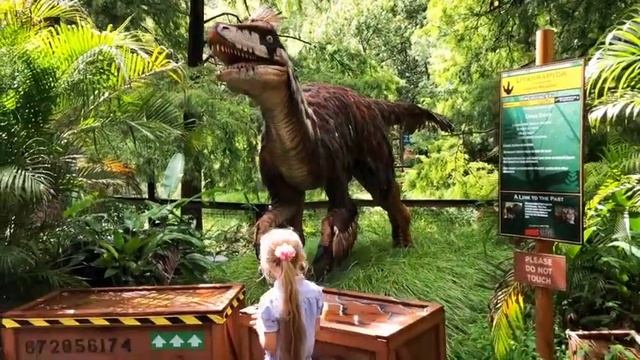 Парк Юрского Периода | Динозавры для детей |Jurassic World вместе с Машей смотреть онлайн