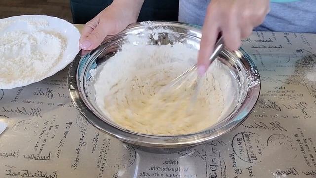 БЫСТРЫЙ РЕЦЕПТ КУЛИЧА за 1 ЧАС / Пасхальные КУЛИЧИ без ДРОЖЖЕЙ / Быстро и Просто ПАСХА 2022. смотреть онлайн