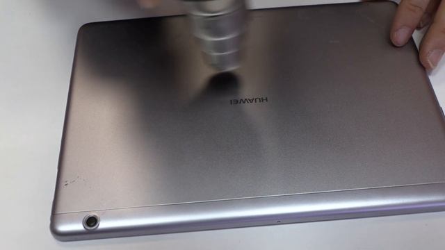 Huawei Mediapad T3 10' Teardown смотреть онлайн