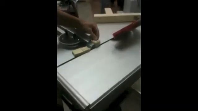 Как сделать кубик из дерева на Mafell Erika 70 EC смотреть онлайн