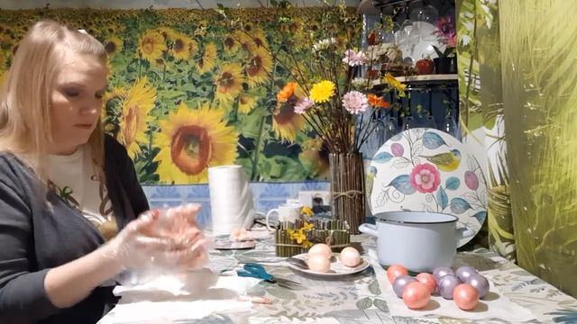 Мастер - класс "Окрашивание пасхальных яиц. Оформление к Пасхе" смотреть онлайн