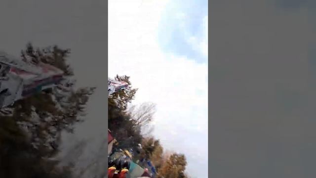 Алматы. Парк атракционов "Мир фантазий", атракцион "Ромашка" смотреть онлайн