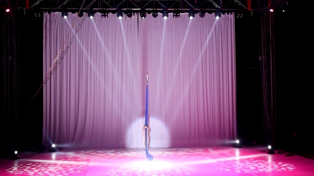 Aerial Silks Julia Kiptikova