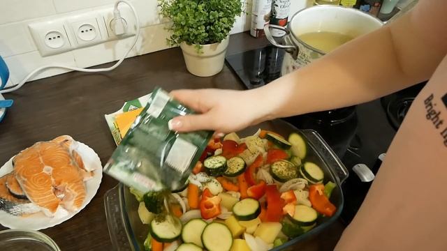 ПП ОБЕД СЕМГА НА ОВОЩНОЙ ПОДУШКЕ 400 ккал смотреть онлайн