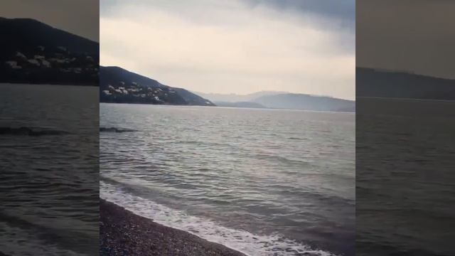 The Albanian mountains from Ipsos beach, Corfu, Greece смотреть онлайн
