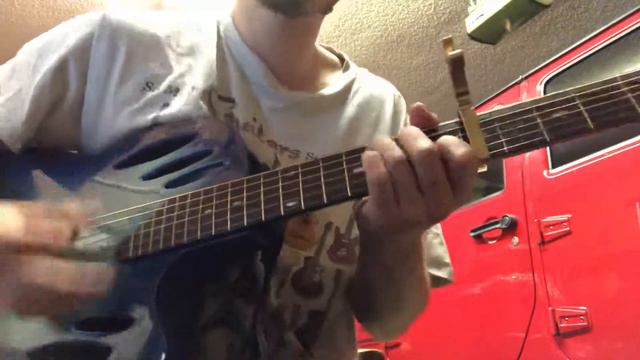 House of Gold guitar cover by Sean Miller смотреть онлайн