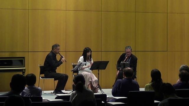 Bach Triosonata BWV 530 (recorder trio) смотреть онлайн