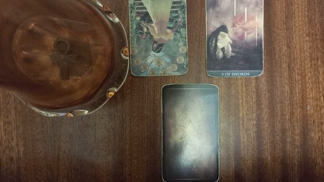 ОТВЕТ БЕЗ ВОПРОСА. ТАРО НА 3 ВАРИАНТА. ОБЩИЙ РАСКЛАД НА 3 ВАРИАНТА смотреть онлайн