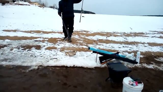 Первый весенний лещ на фидер 2018г. смотреть онлайн