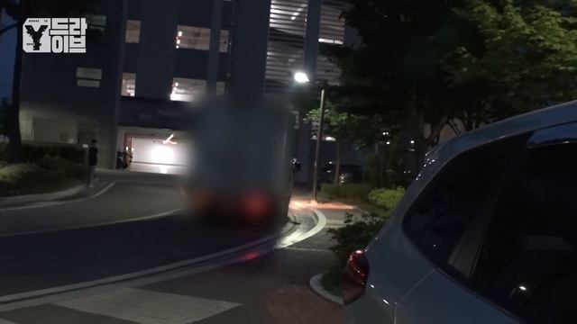 4년동안 아파트 택배 260개 훔친 이웃집 여자 | Y드라이브 смотреть онлайн
