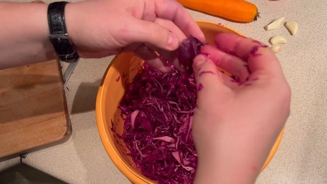 Салат из красной капусты смотреть онлайн