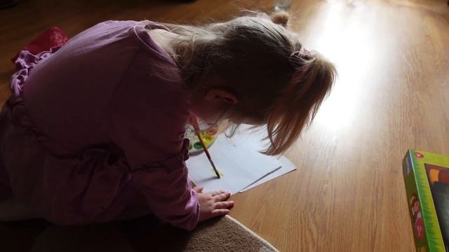 8 марта у мамы дома! Много подарков! смотреть онлайн