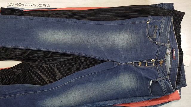 X3 06008 Ladies Fashion Pants (Женские штаны Cream+Extra)№3 15,80 кг 9,60€ за кг 36ед смотреть онлайн