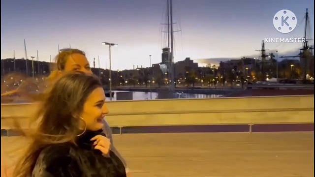 Барселонета, пляж, аквариум и прогулка в готическом квартале смотреть онлайн