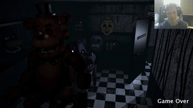 Завершил 3 ночь в 0% энергии!!! ЧТА?! КАК?! FNaF 1 |3|. смотреть онлайн
