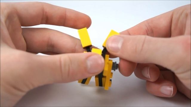 How To Build A Mini Lego Bumblebee V3 смотреть онлайн