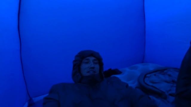 РЫБАЛКА НА ДОНКИ С НОЧЕВКОЙ. ЛОВИМ ЛЕЩА ПЛОТВУ и КАРАСЯ смотреть онлайн