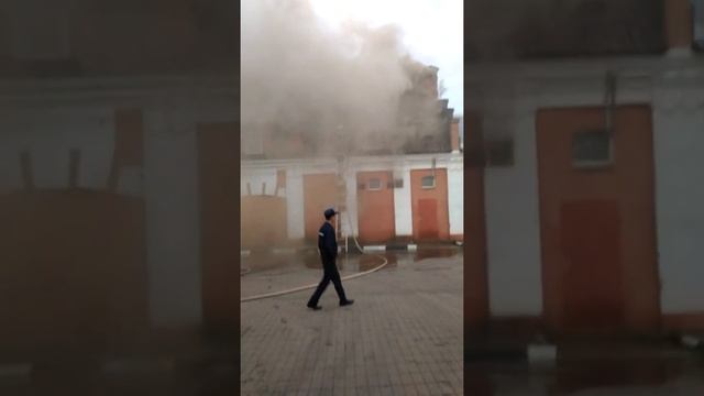 Пожар магазина " Пятерочка" в Ногинске по ул. 3 интернационала смотреть онлайн