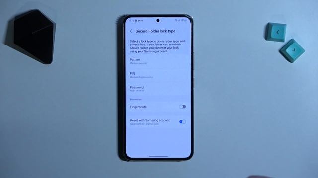 How to Hide Gallery Photos on SAMSUNG Galaxy S22 5G // Secure Folders смотреть онлайн