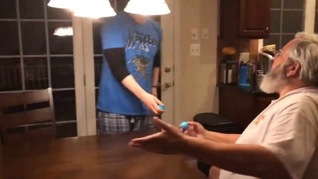 19April Egg Joust Champ смотреть онлайн