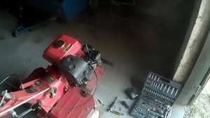 Мотоблок.Плавают обороты.