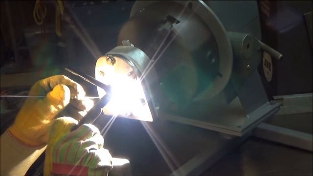 Welding The Water Cooled Head for 805ROADKING смотреть онлайн