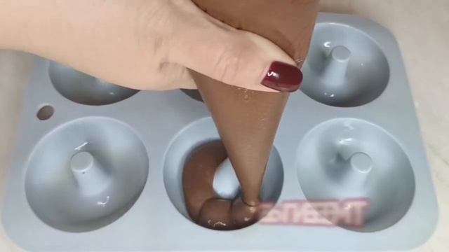 Быстро, вкусно, шоколадно. Пончики из духовки смотреть онлайн