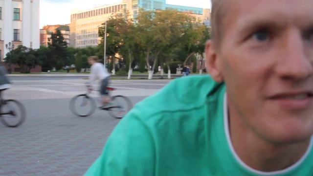 Велосипедисты Тюмени / Bikes in Tyumen смотреть онлайн