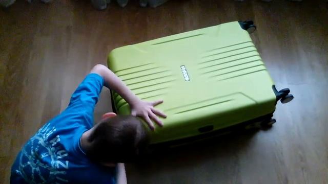 ЧЕМОДАН ЗА 50 НАКЛЕЕК ИЗ ГИПЕРМАРКЕТА О'КЕЙ | АКЦИЯ "В ЯРКОЕ ПУТЕШЕСТВИЕ" смотреть онлайн