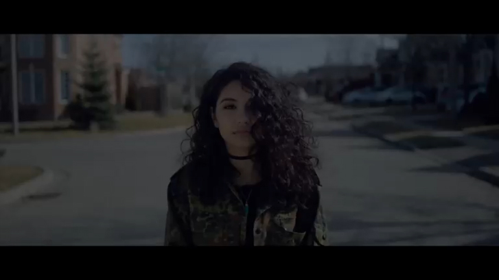 ПРЕМЬЕРА КЛИПА! Alessia Cara(Алессия Кара) - Wild Things смотреть онлайн
