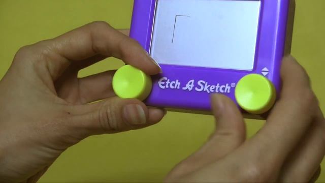 Mini Etch-a-Sketch Drawing Toy! смотреть онлайн