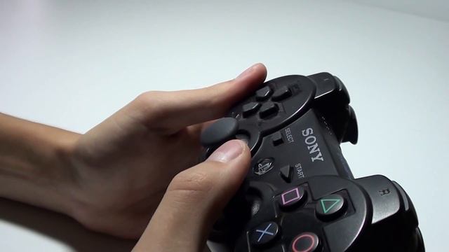 где находятся кнопки L3 и R3 на джостике от компании SONY смотреть онлайн