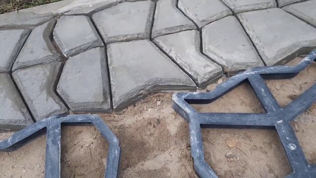 Садовая дорожка из форм своими руками. Почему никто не говорит об этом? Косяки, нестыковки, секреты