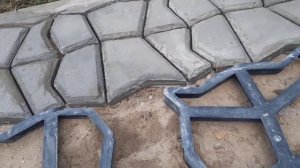 Садовая дорожка из форм своими руками. Почему никто не говорит об этом? Косяки, нестыковки, секреты