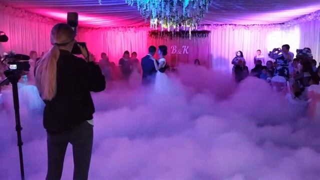 Тяжёлый ДЫМ на первый танец. Шатер Ванильное Небо / студия Шоу-Свет смотреть онлайн