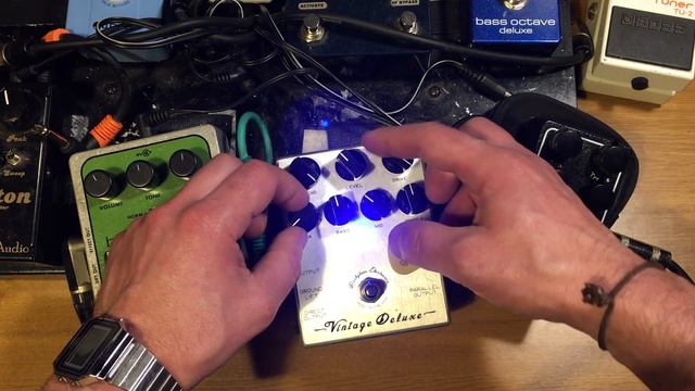 Big Muff Bass, Darkglass Vintage Deluxe, Xotic BB Bass Preamp pedal comparison смотреть онлайн