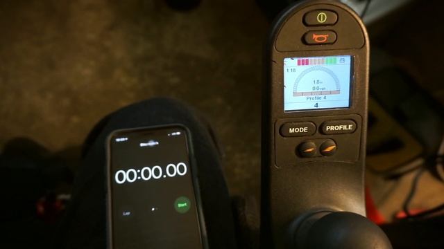 Wheelchair Clock: how fast can you change it?? смотреть онлайн